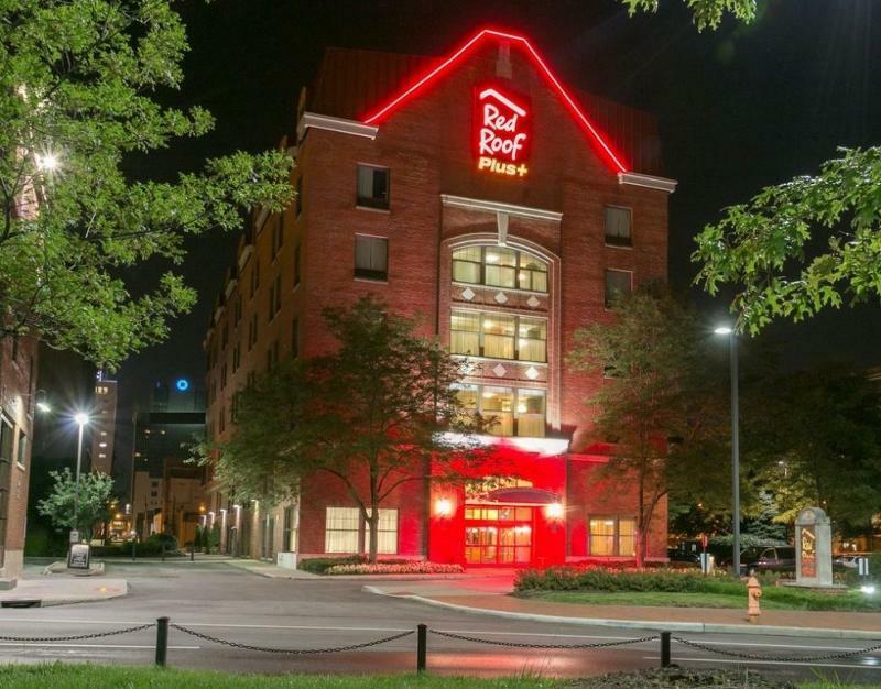 Red Roof Inn Plus+ Columbus-Ohio State University Osu Exterior photo